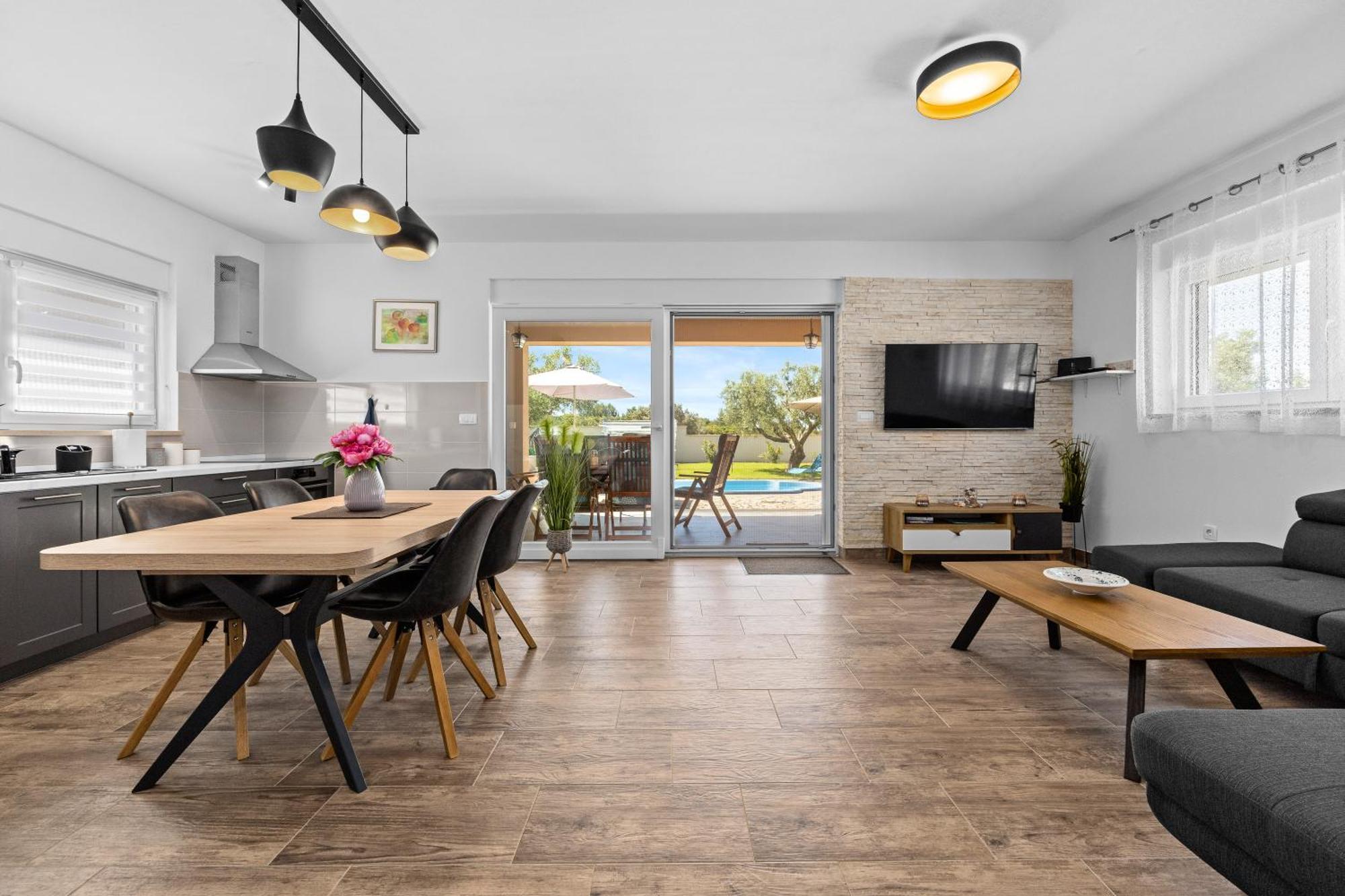 Villa Sunny Olive เปโรย ภายนอก รูปภาพ